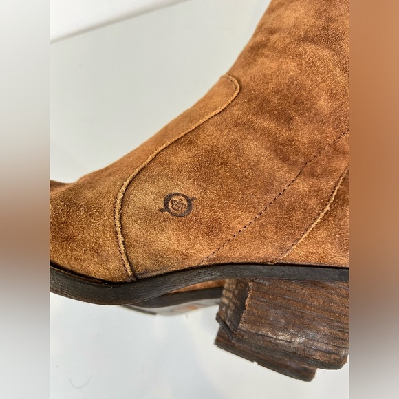 BORN Camel brown lace‎ back riding boots size 8.5. - Picture 6 of 9